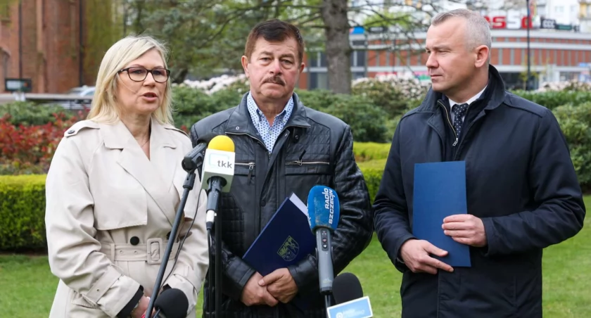 Kołobrzeg będzie miał rotacyjnego starostę. Jest umowa koalicyjna między dwoma ugrupowaniami | wideo