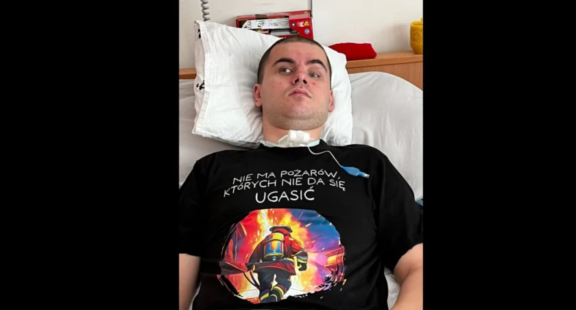 Akcja dla Piotra. Bohaterski strażak nadal potrzebuje pomocy