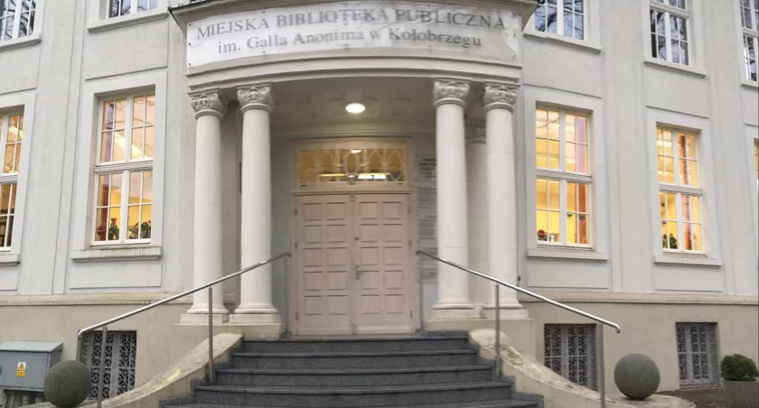 Maj z kołobrzeską biblioteką. Zobacz program wydarzeń