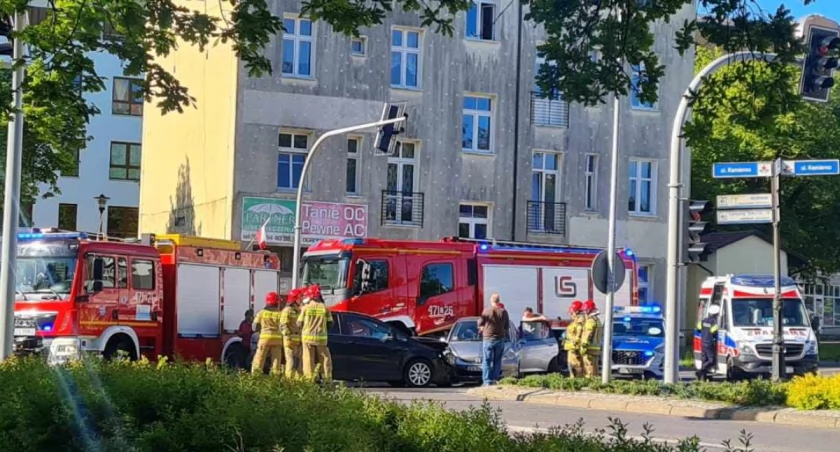 Zderzenie przy wjeździe do centrum miasta. Są utrudnienia w ruchu