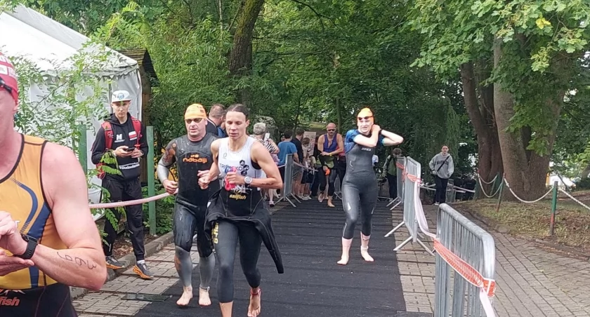Kołobrzeżanka ze srebrnym medalem na JBL Triathlon Sieraków