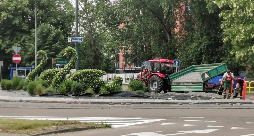 Łabędzie mają wyglądać jakby płynęły. To rondo będzie wyglądało inaczej niż dotychczas