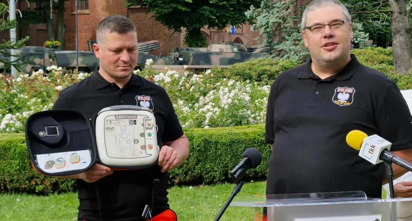 Mieszkańcy wybrali. Defibrylatory w miejscach publicznych i rewitalizacja fontanny