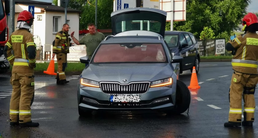 Samochód doniósł na pijanego kierowcę. Mężczyźnie grożą teraz poważne konsekwencje | foto