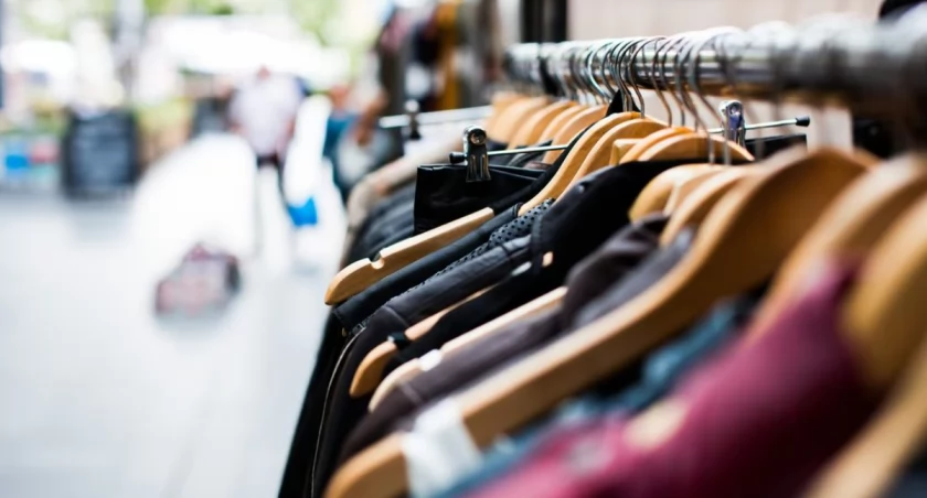 Chcesz oddać, sprzedać lub wymienić swoje ciuchy? Społeczny bazar już w sobotę