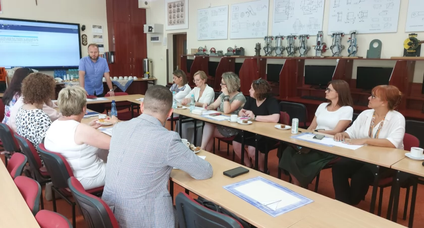 Wstępne wyniki rekrutacji do szkół ponadpodstawowych