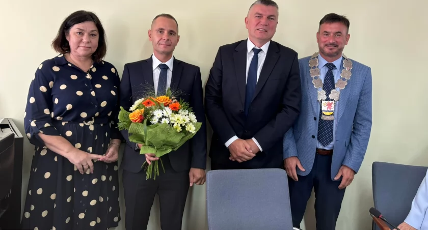 Ustronie Morskie. Nowy skarbnik i radny