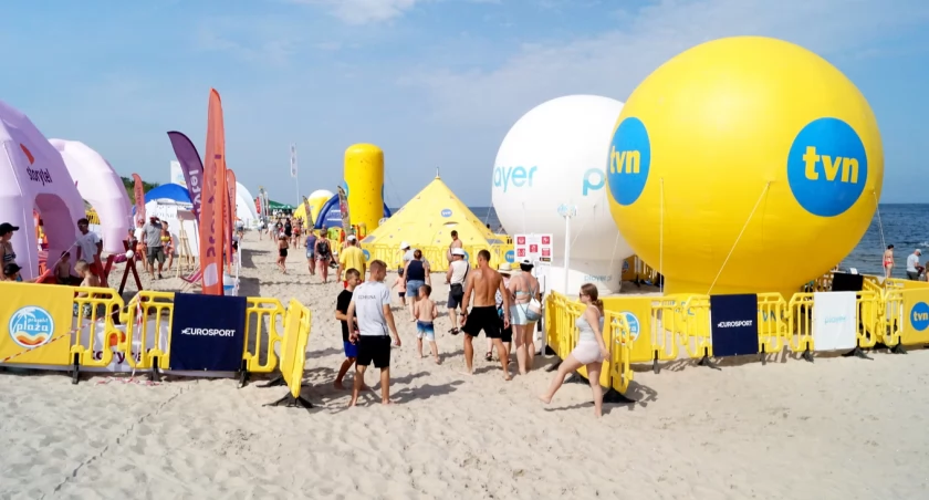 Projekt Plaża TVN zaprasza do Dźwirzyna. Liczne atrakcje, spotkania z gwiazdami i koncert