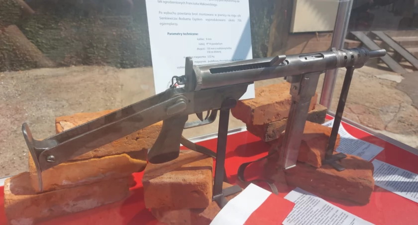 Dwa oryginalne zabytki z Powstania Warszawskiego w Muzeum Oręża Polskego