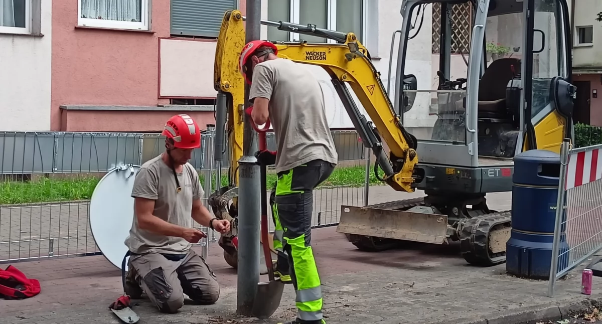 Ruszyła wymiana oświetlenia na głównej ulicy centrum