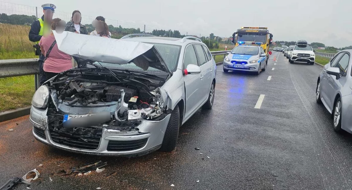 Zderzenie trzech samochodów na obwodnicy | zdjęcia 
