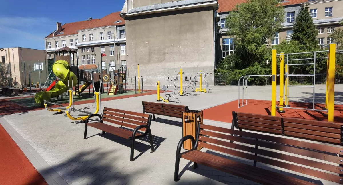 Nowe boiska, siłownia i stoły do gier w centrum miasta | zdjęcia