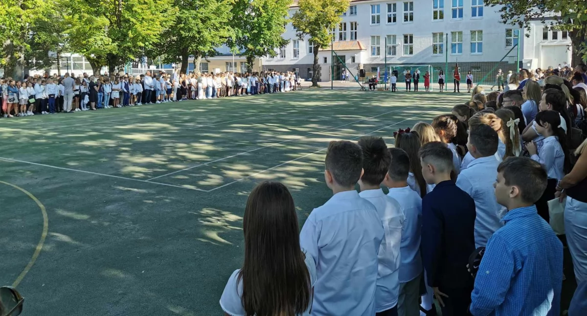 3,2,1 - zabrzmiał pierwszy dzwonek. Czas wracać do szkoły