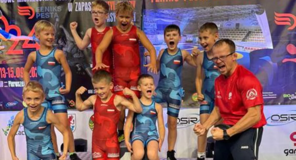Dziesięć medali kołobrzeski zapaśników