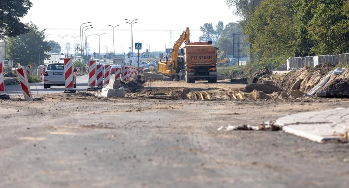 Krzywoustego się dłuży, ale są powody. Na koniec inwestycji trzeba czekać