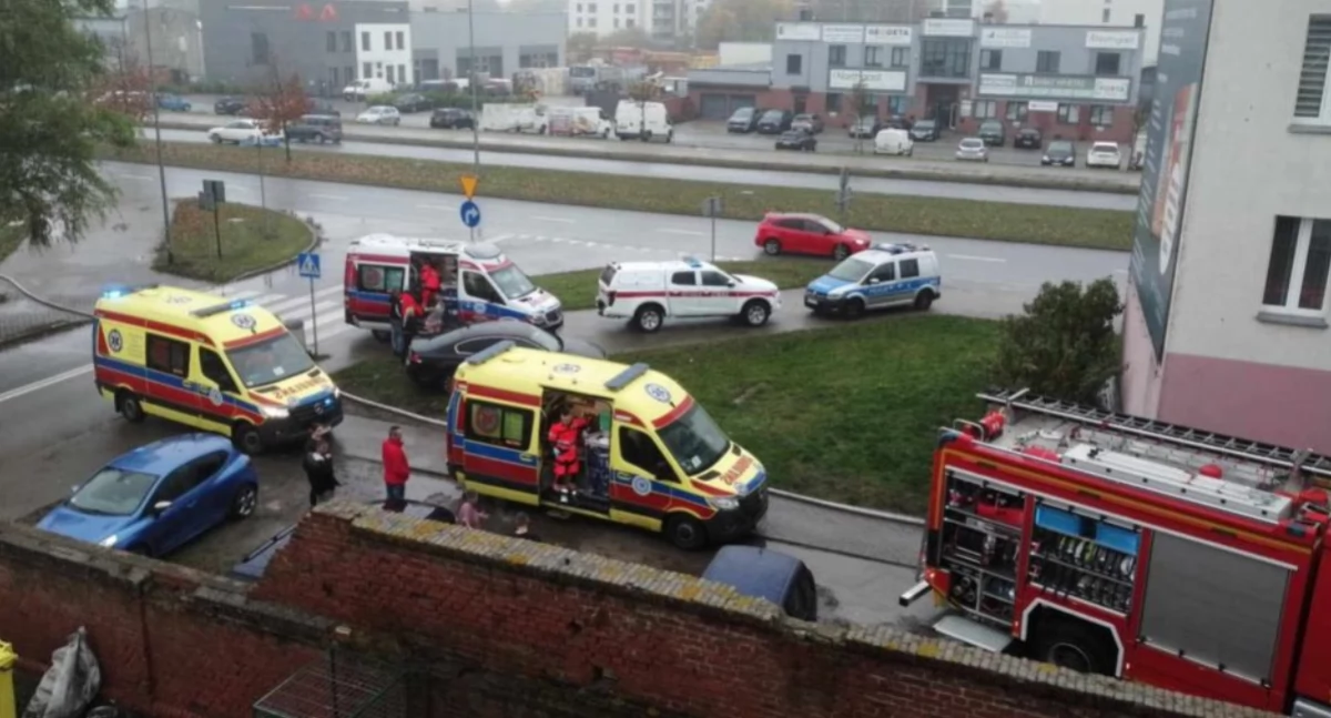 Pożar mieszkania. Wszystkie służby postawione na nogi | zdjęcia