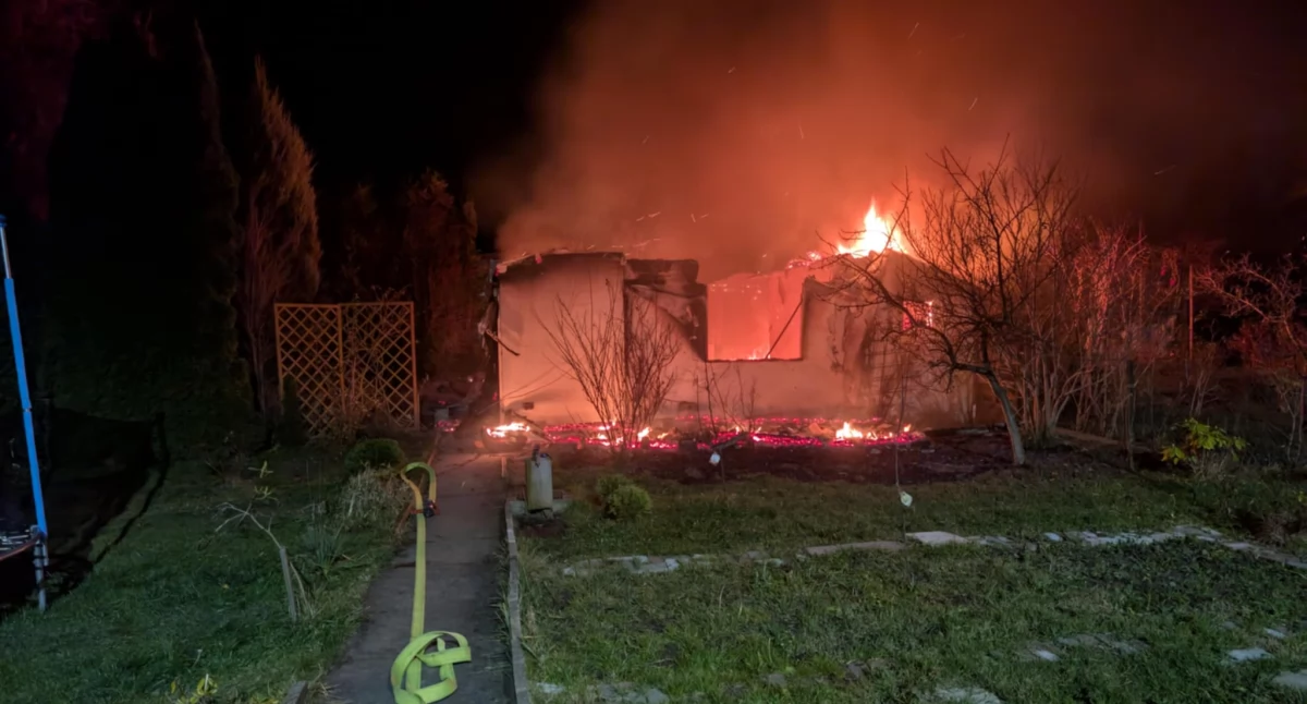 Pożar na ogródkach działkowych 