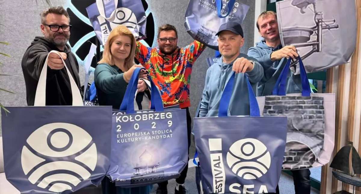 Stare banery nie pójdą na śmietnik. Zobacz, co wyczarowali z nich podopieczni PSONI