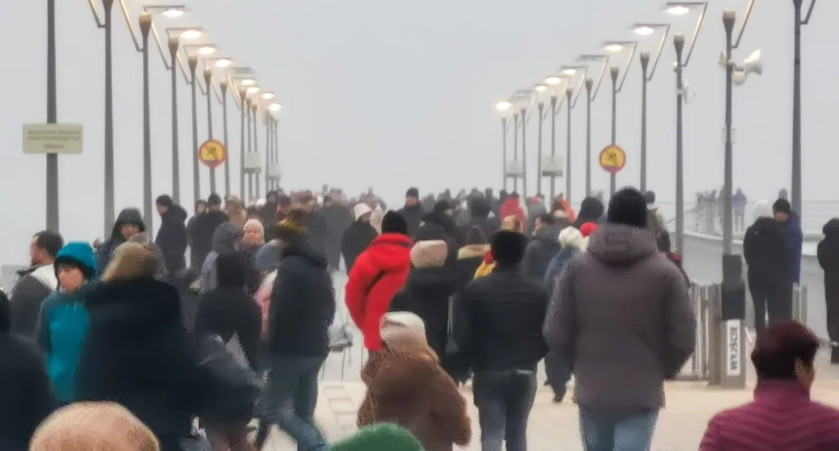 Tak wygląda Kołobrzeg w międzyświąteczny weekend. Tłumy spacerowiczów