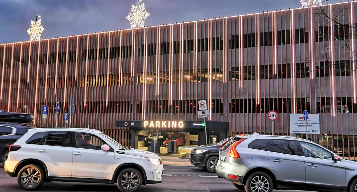 Coraz chętniej korzystamy z nowego parkingu. Powód - to między innymi nowa atrakcja 
