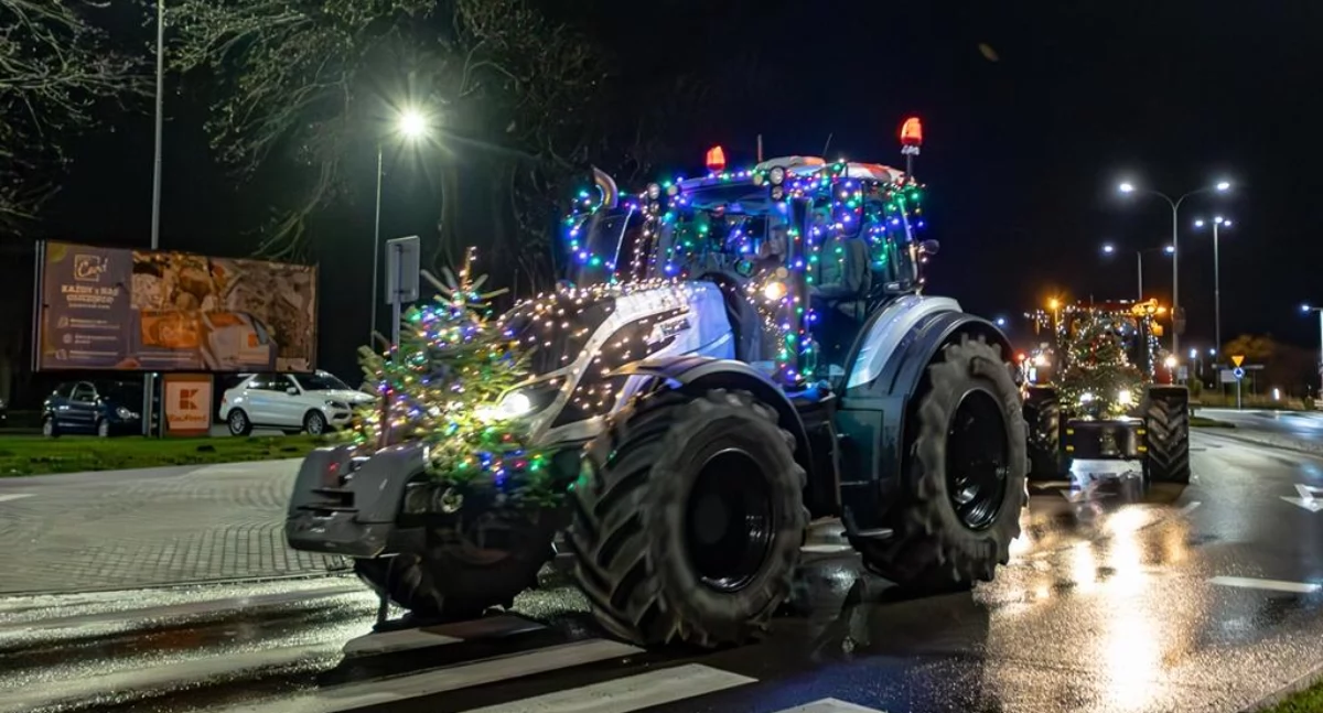Parada na rzecz schroniska.  Przystrojone ciągniki i ciężarówki przejechały | zdjęcia i film
