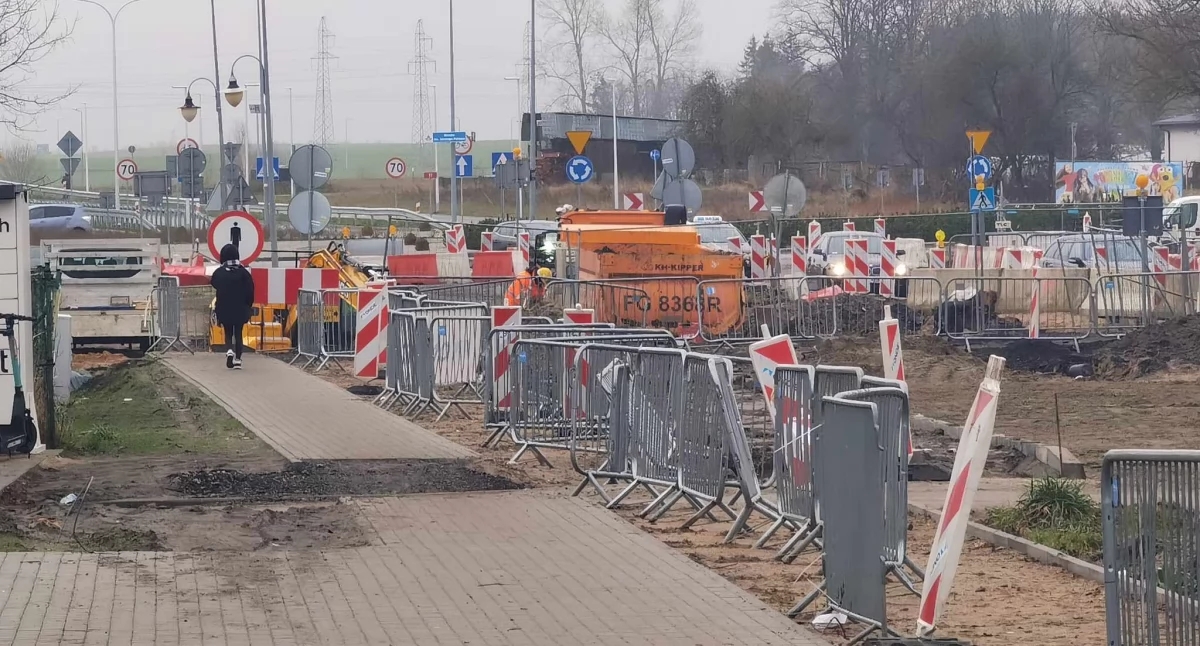 Miasto dopłaci prawie 4 mln do remontu Krzywoustego. Radni pytają o kary umowne