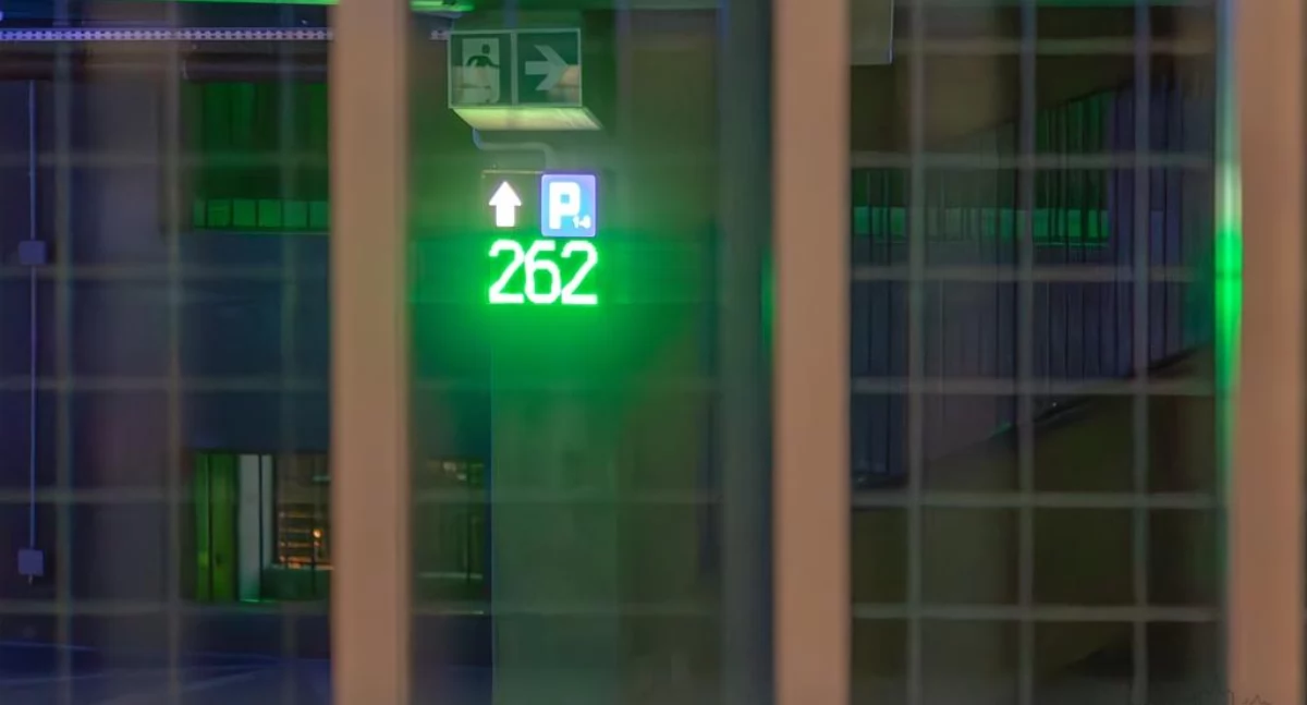 Parkingi płatne w weekendy? Ważny dla Kołobrzegu projekt już w sejmie 