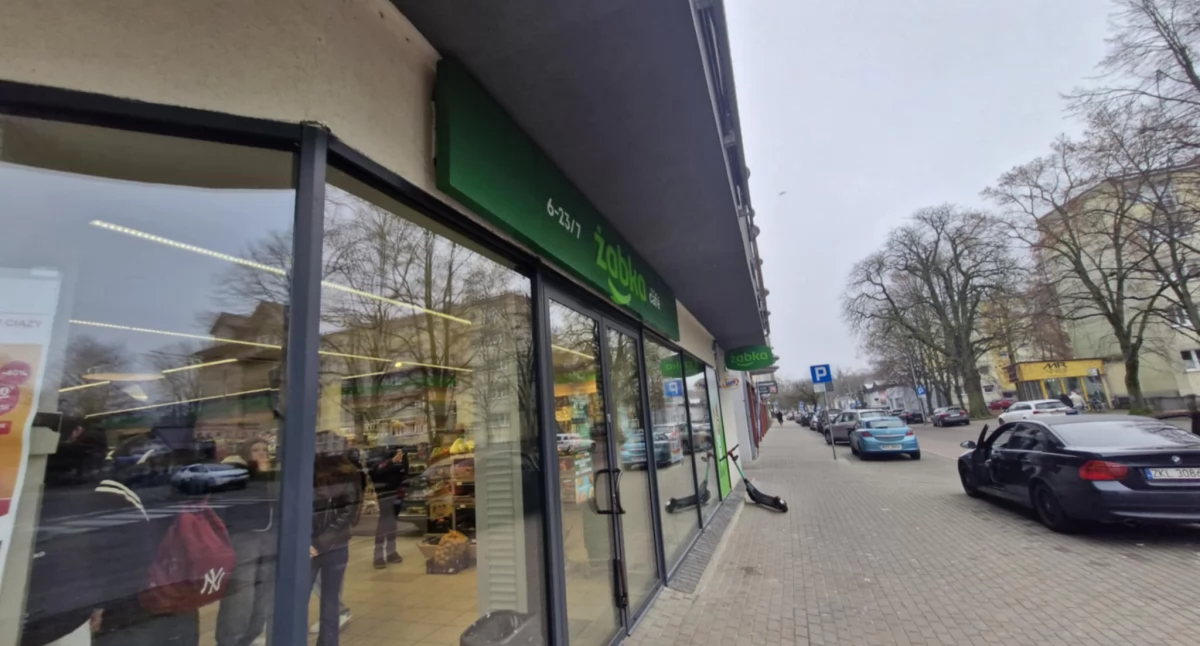 Tych sklepów jest najwięcej. Żabki zdominowały Kołobrzeg, a będą powstawały kolejne