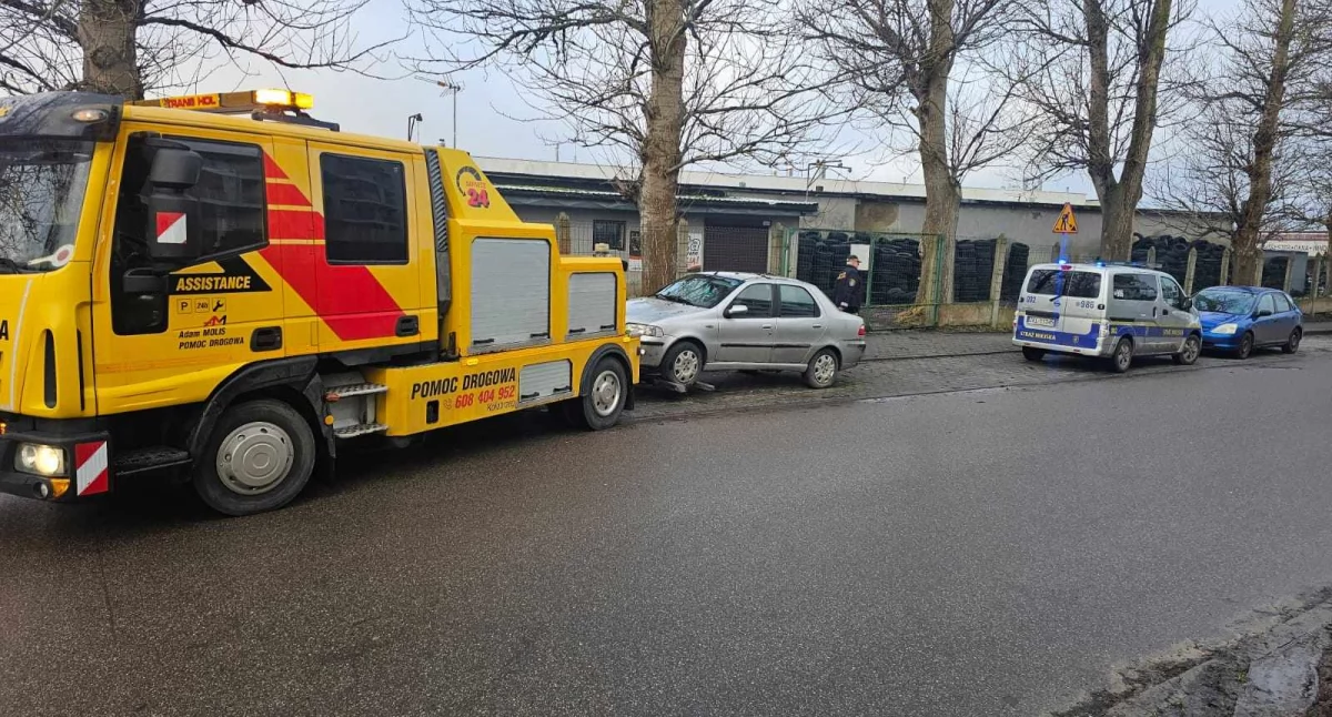 Kolejny wrak usunięty z ulic Kołobrzegu