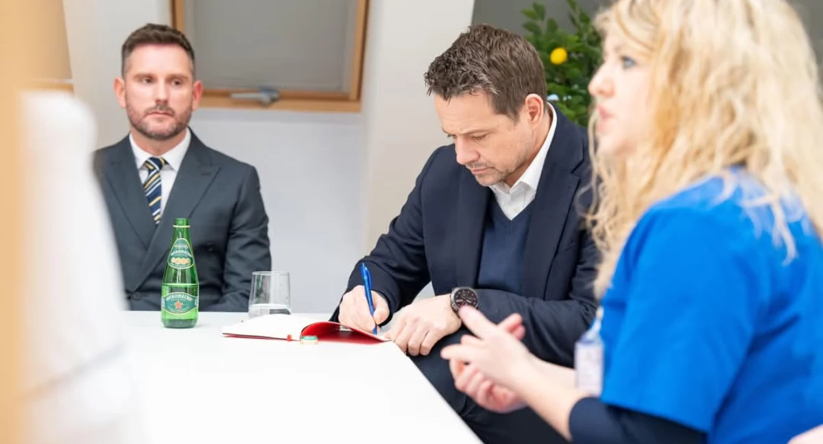 Rafał Trzaskowski pisze listy do radnych PiS-u... Czy w magistracie doszło do agitacji wyborczej?