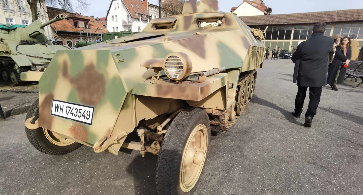 Niemiecki transporter ROSI: fascynująca podróż od wojny do renowacji
