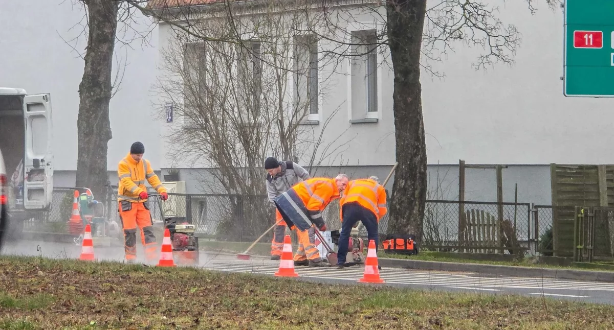 Już wkrótce dwa pasy w kierunku centrum. Trwa frezowanie nawierzchni