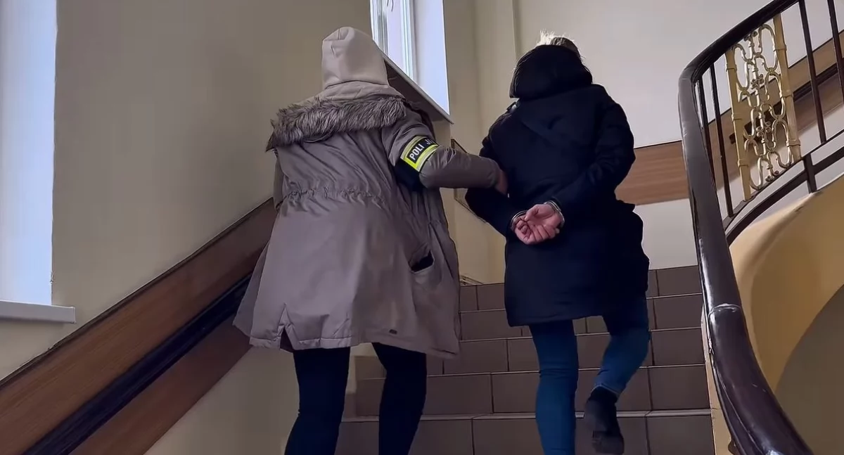 Kolejna osoba poszukiwana zatrzymana. 35-latka w rękach kołobrzeskich kryminalnych [wideo]