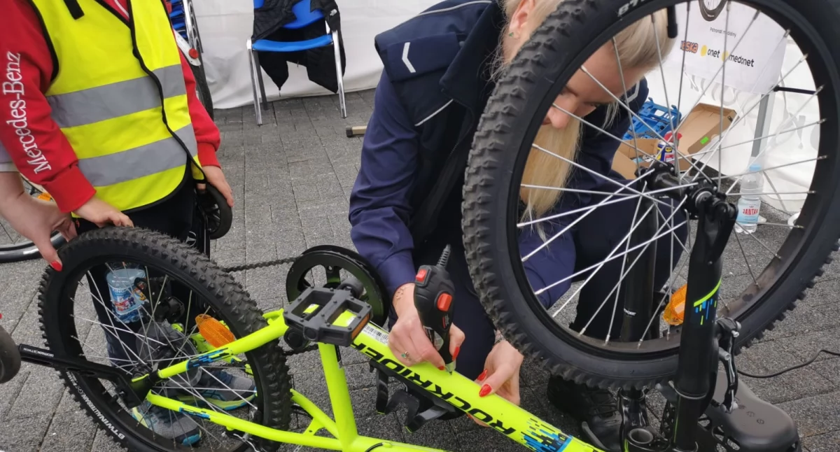 Znakowanie rowerów przez policję. Kwietniowe terminy