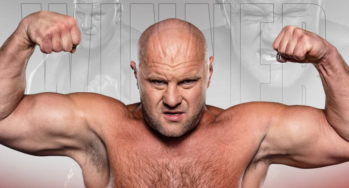 Fame MMA. Marcin Sianos wygrywa przez techniczny nokaut z Koziołkiem i Sequento