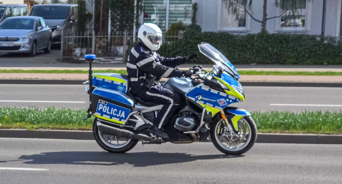 Szybciej, sprawniej i skuteczniej. Policyjne motocykle wracają na drogi powiatu kołobrzeskiego