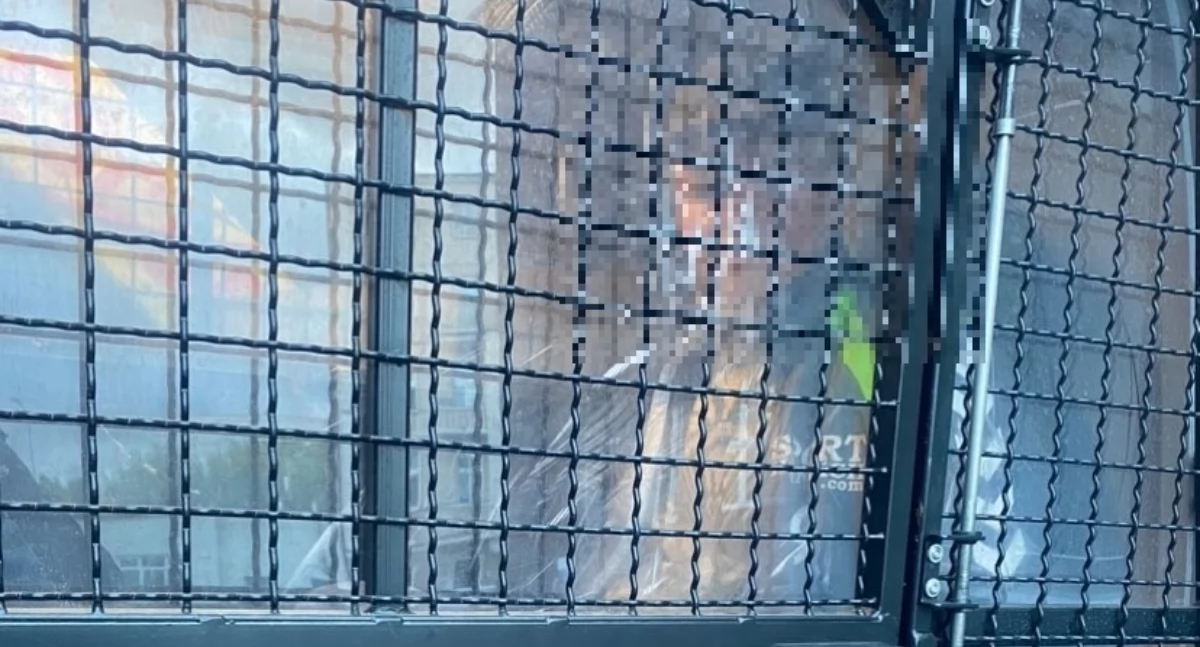Jeden za znieważenie, drugi za narkotyki. Dwóch poszukiwanych w rękach  policji