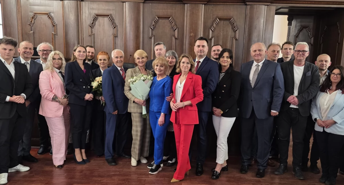 Kołobrzeg z absolutorium i wotum zaufania dla prezydent. Raport, inwestycje, spory