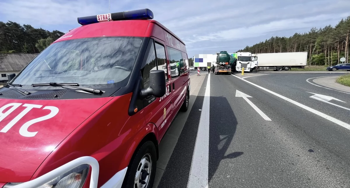 Zareagowali natychmiast. Strażacy z Gościna bohaterami na trasie
