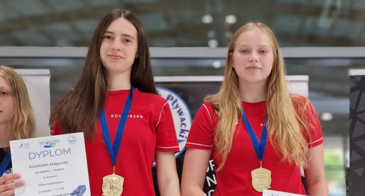 Młode pływaczki z MKP Kołobrzeg z medalami