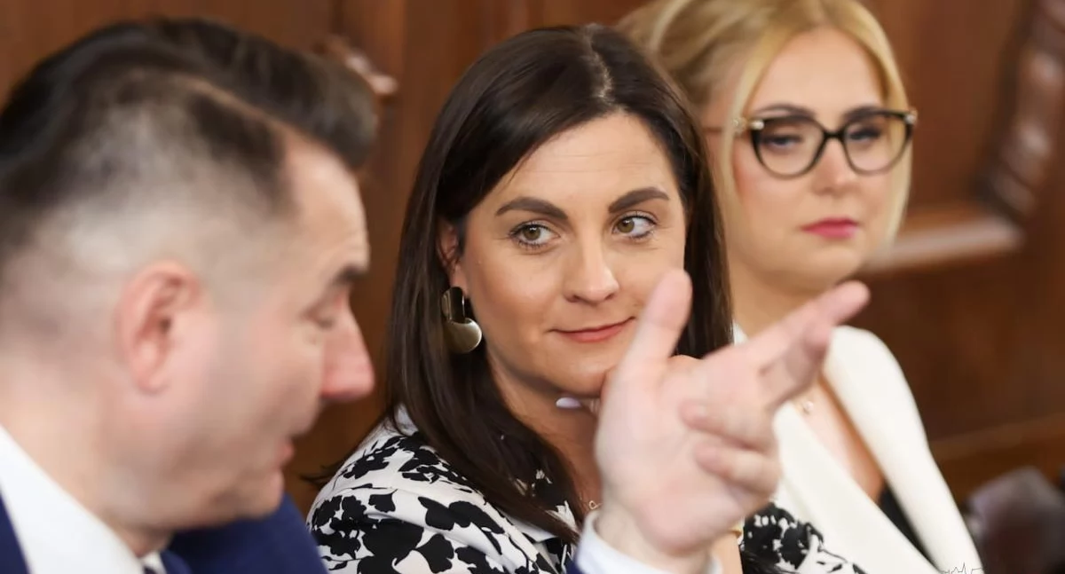 Izabela Zielińska usunięta z klubu. Gdzie teraz zakotwiczy radna wędrowniczka?