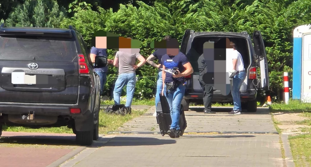 Ciało mężczyzny odnalezione w samochodzie na nadmorskim parkingu 