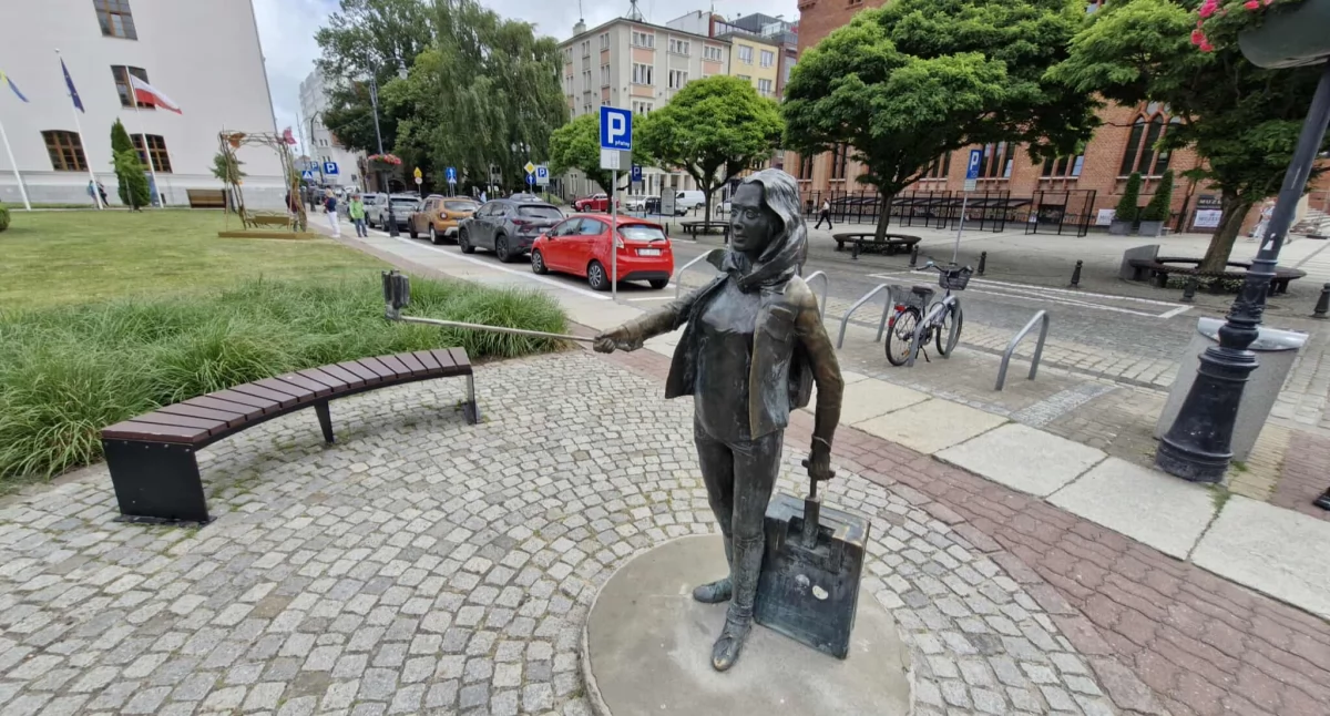 Naprawiona i gotowa do zdjęć. Kijek Turystki nie do złamania?