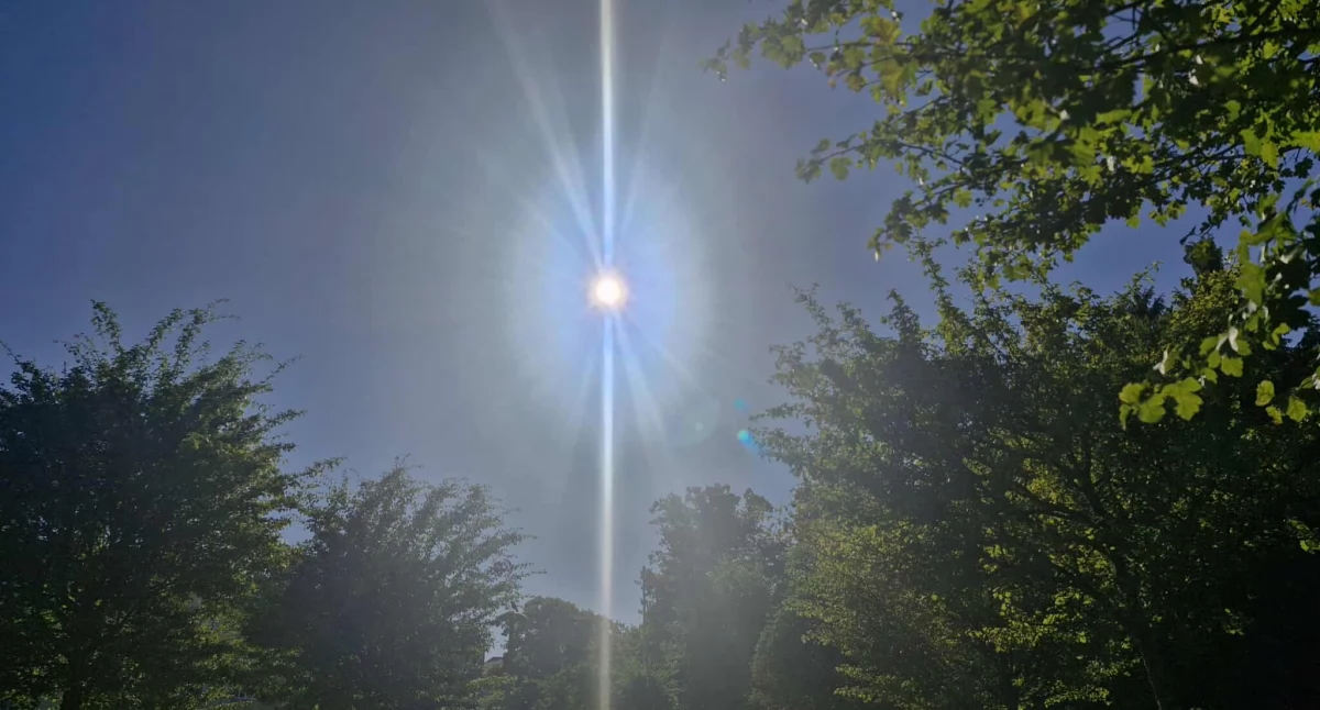 Uwaga na upał. W środę odczuwalna temperatura może sięgnąć 35 stopni