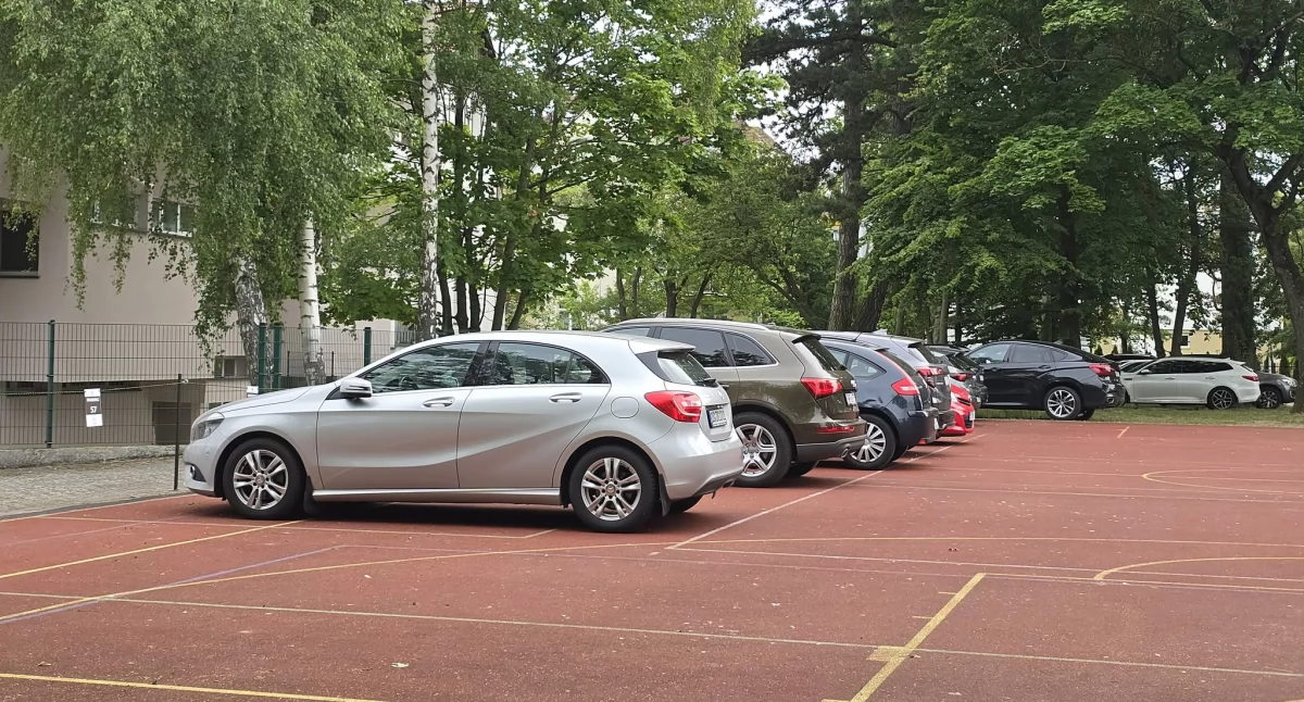 Boisko z funkcją parkowania. Co z infrastrukturą po dawnym „Słoneczku