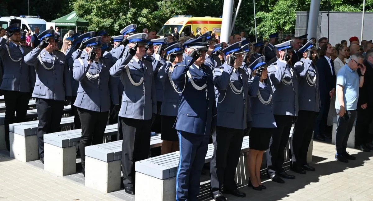 Awanse, wyróżnienia i festyn dla mieszkańców. Święto Policji w Kołobrzegu