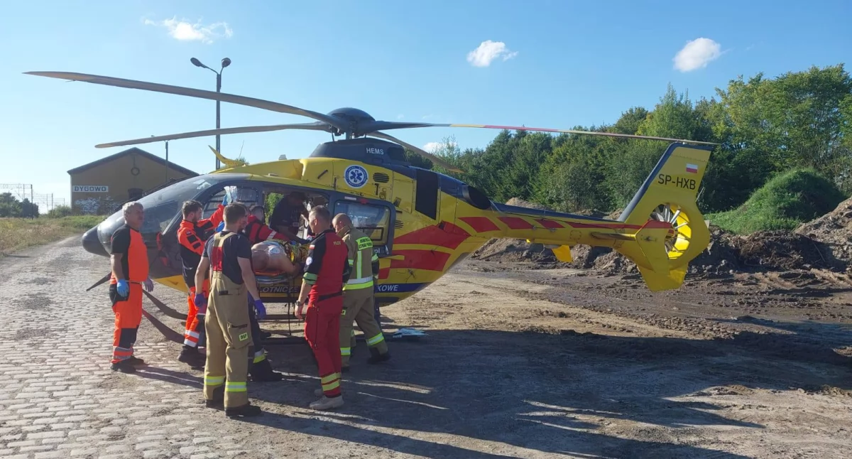 Groźny wypadek na budowie. Śmigłowiec zabrał poszkodowanego do szpitala