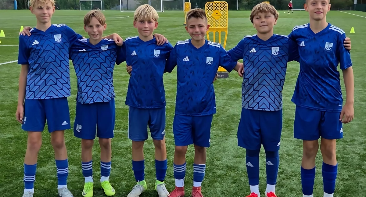 Sześciu młodych piłkarzy Kotwicy w kadrze U-13 województwa