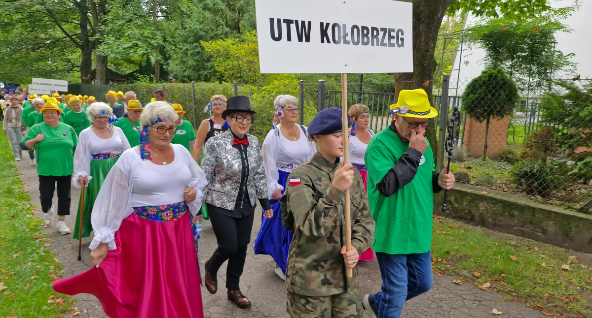 Kołobrzeskie Senioralnia - przemarsz ulicami miasta 
