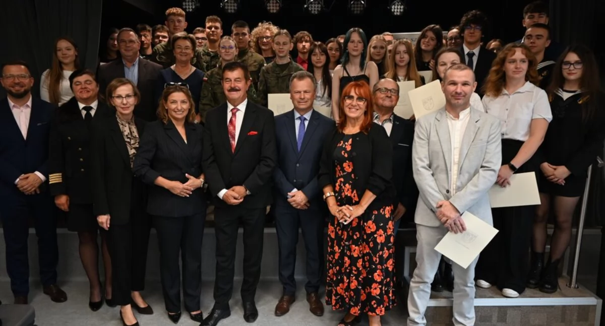 Wykręcił średnią 5,73. Stypendia Starosty Kołobrzeskiego przyznane